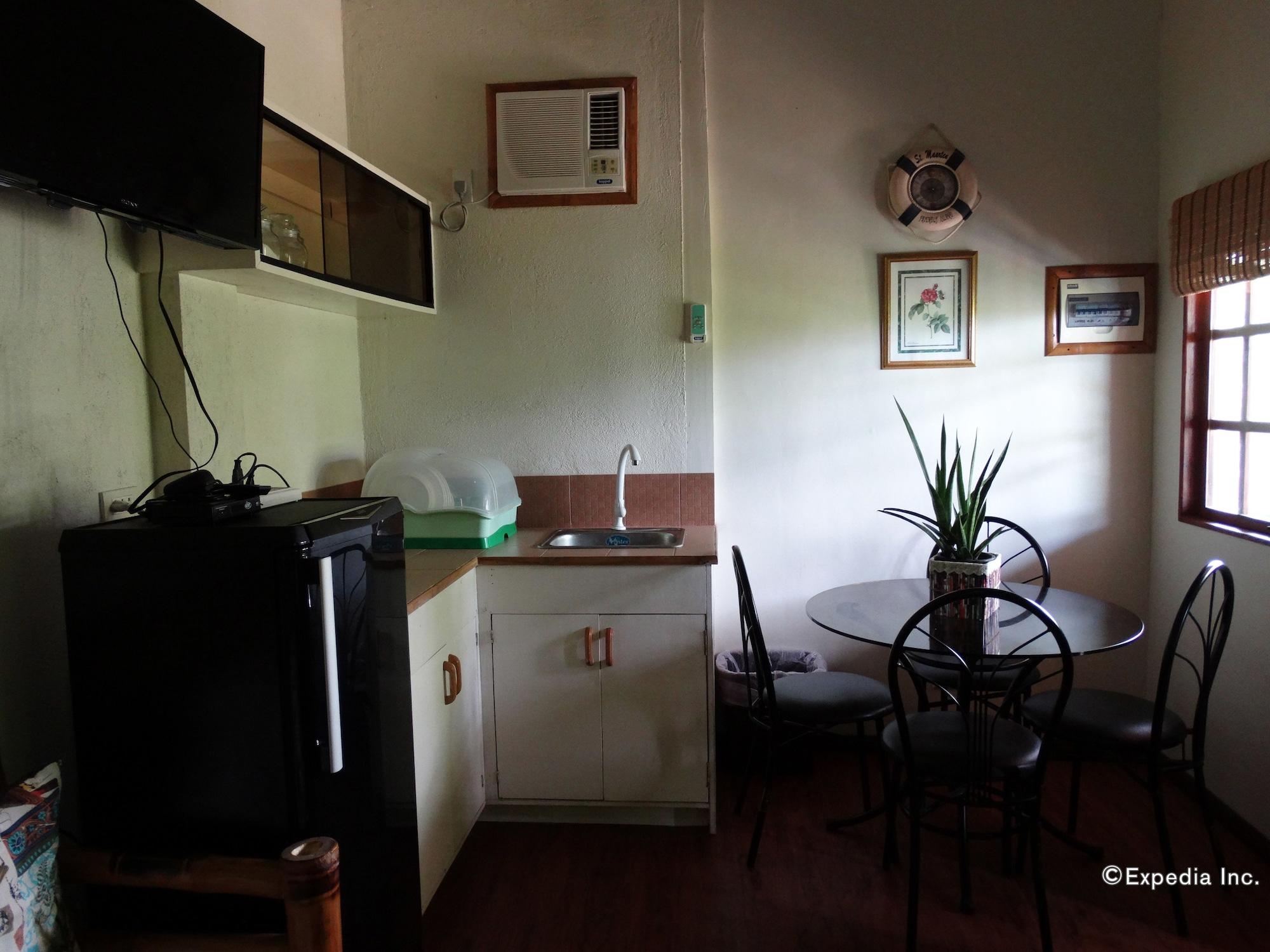 Villa De Gloria Tabalong Екстериор снимка