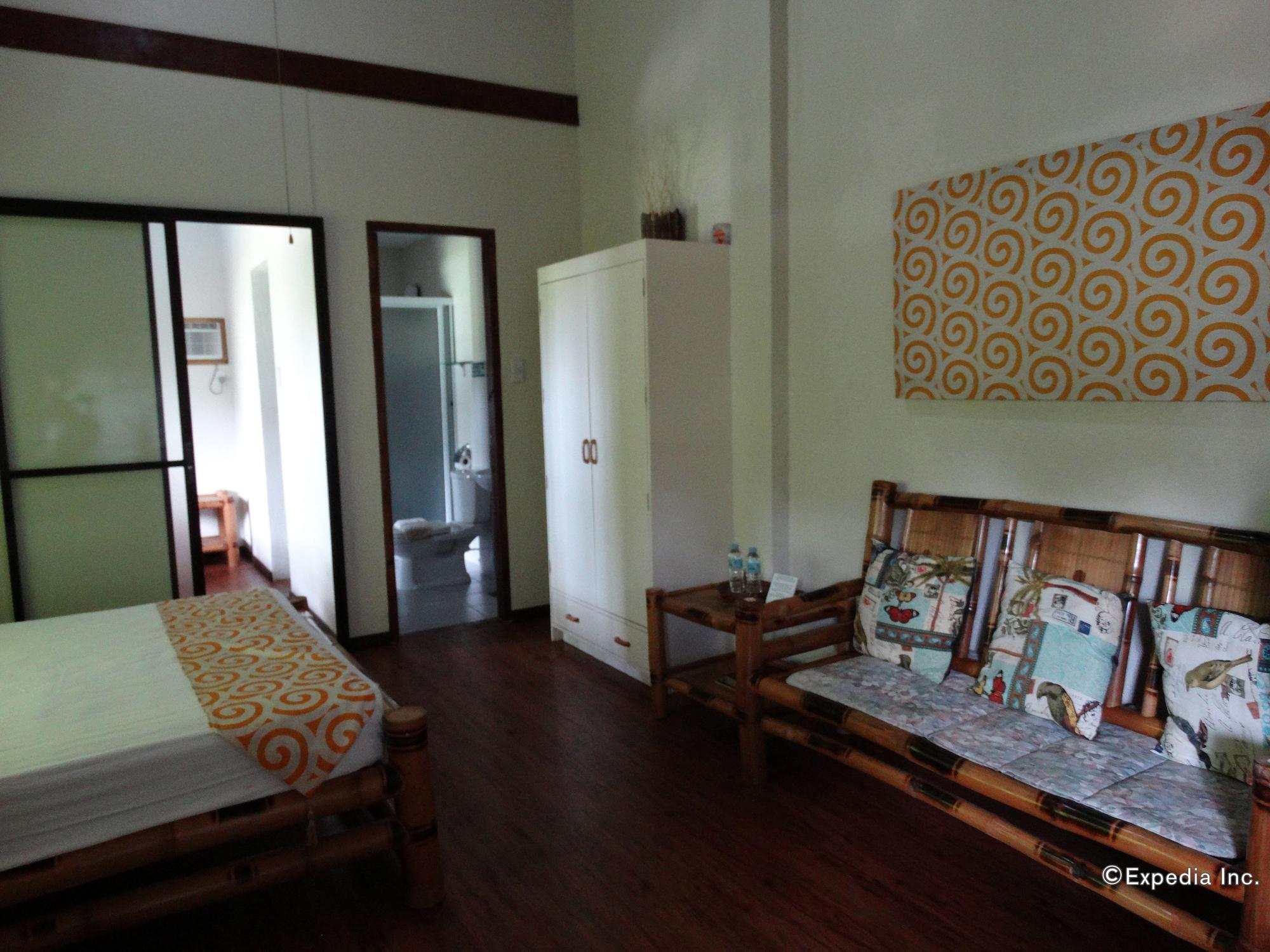 Villa De Gloria Tabalong Екстериор снимка