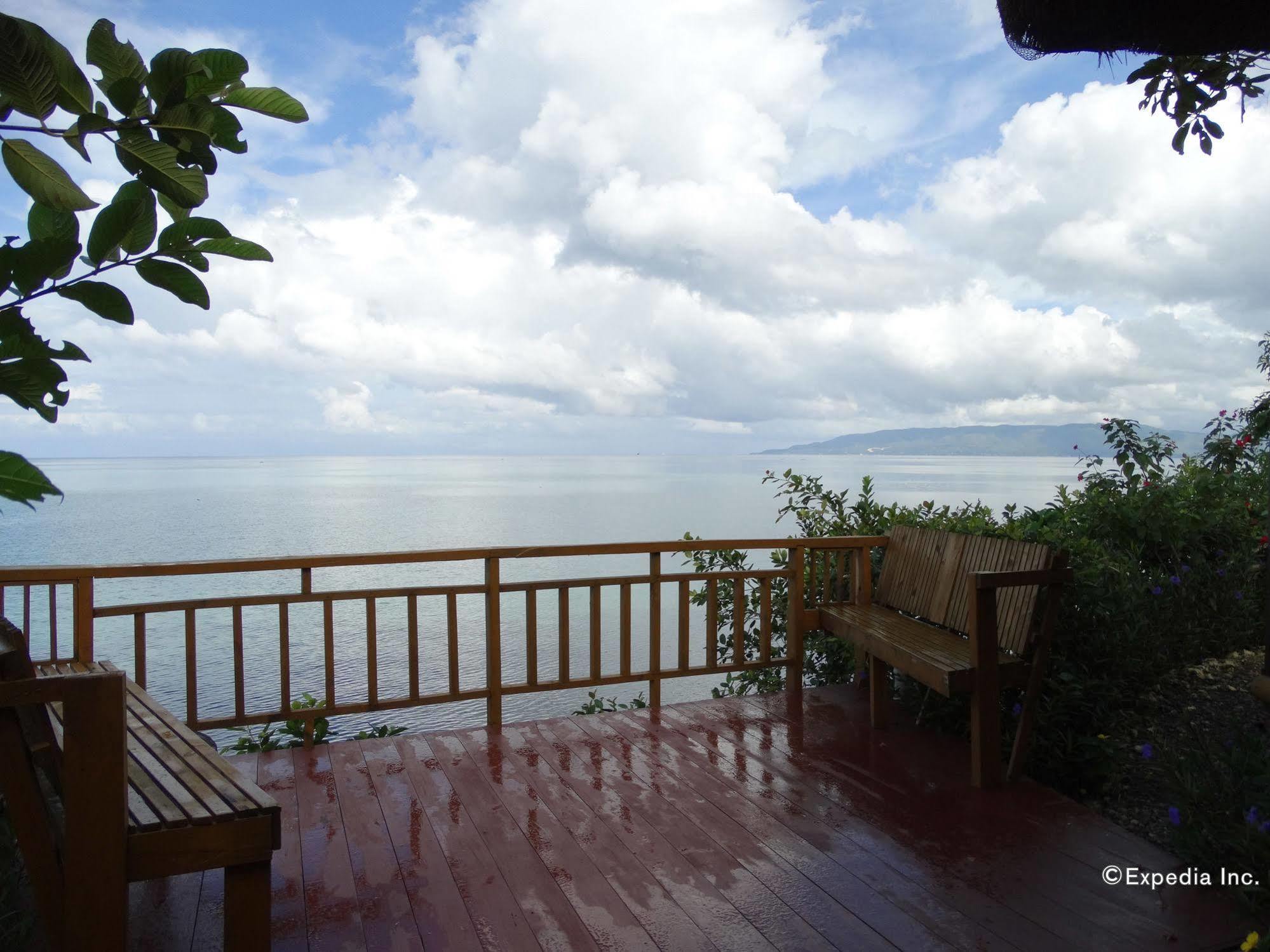 Villa De Gloria Tabalong Екстериор снимка
