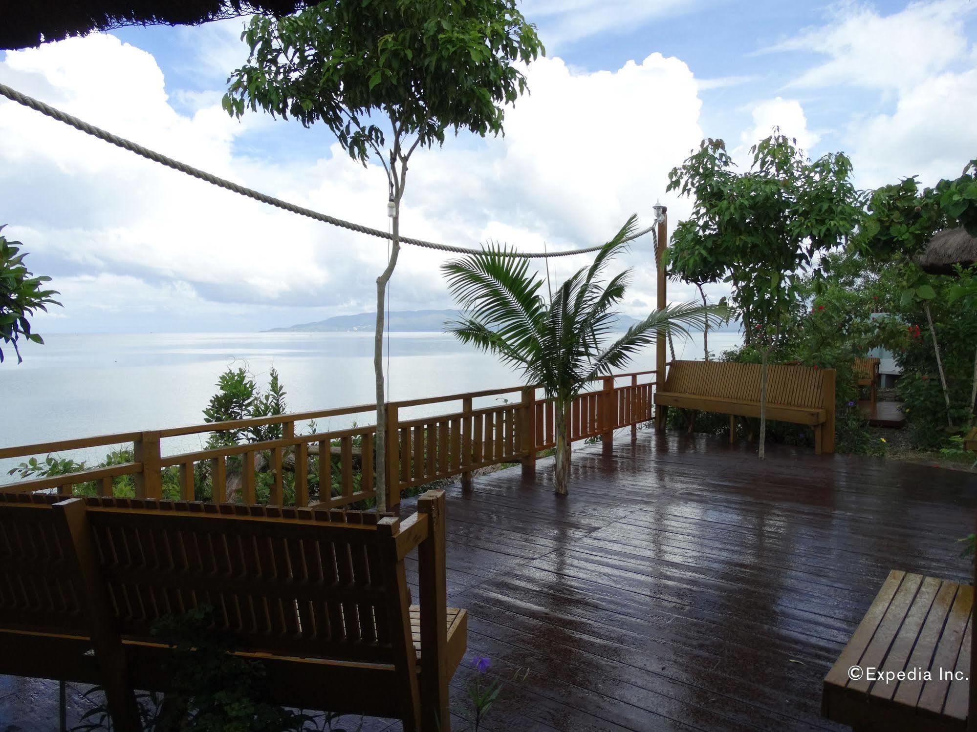 Villa De Gloria Tabalong Екстериор снимка