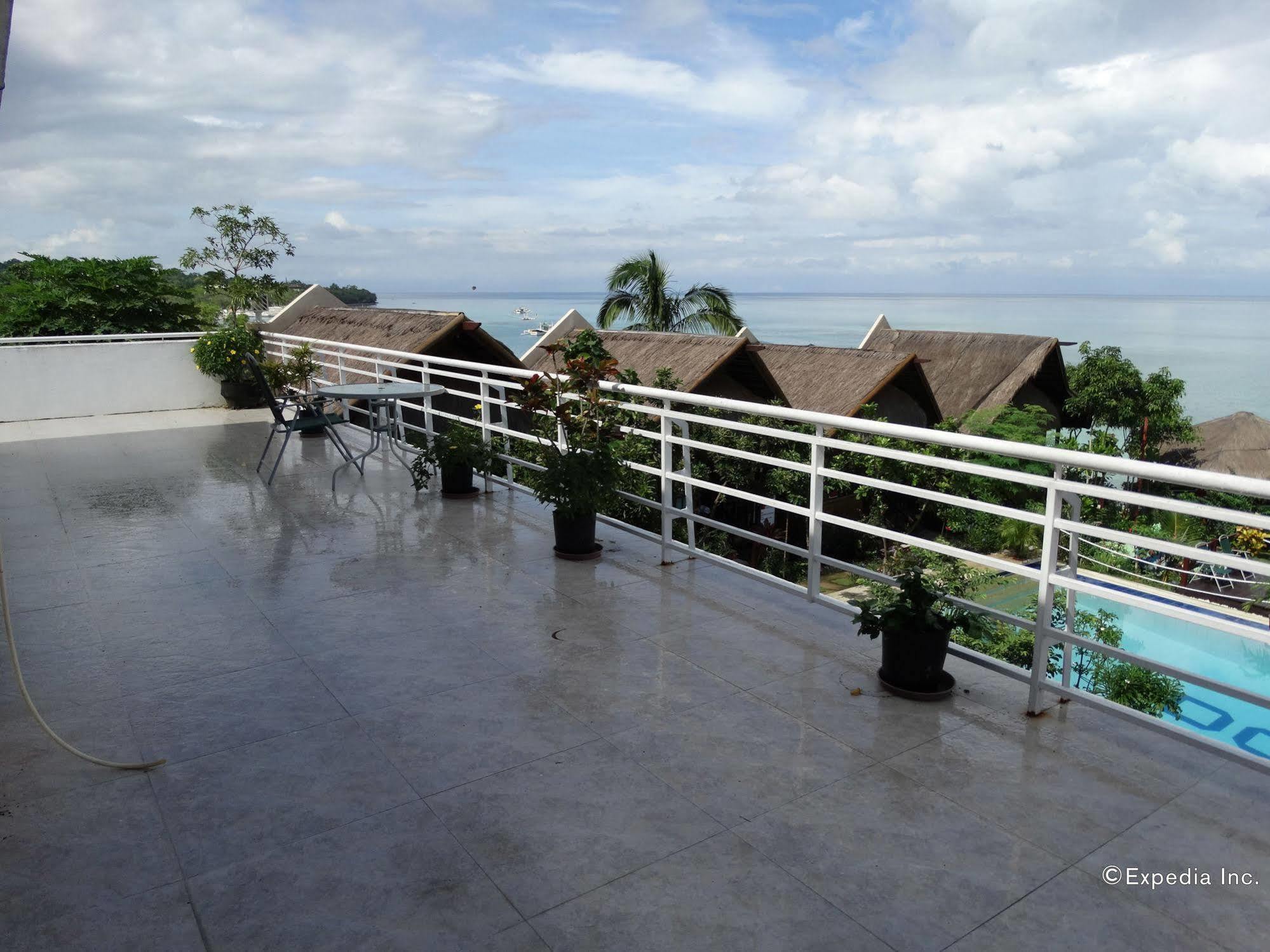 Villa De Gloria Tabalong Екстериор снимка